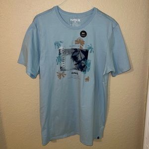 New Hurley T-Shirt (Men’s XL)